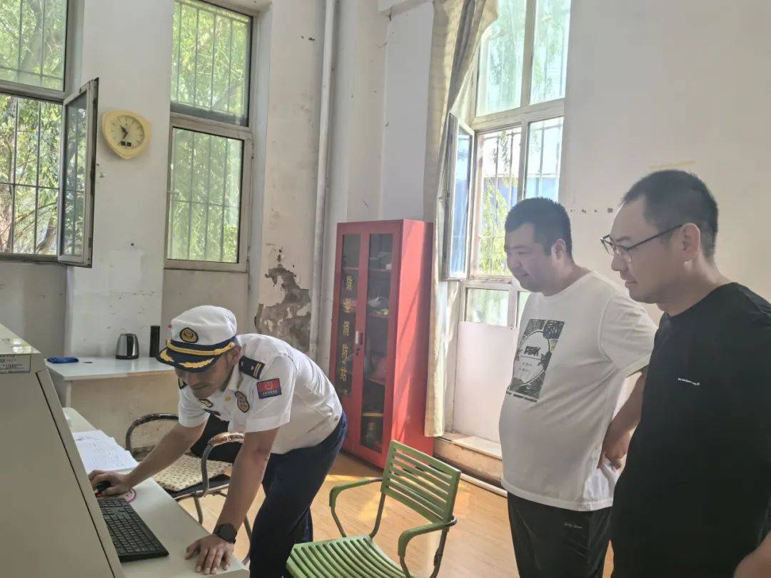 营口消防沿海产业基地大队深入辖区单位开展消防安全检查