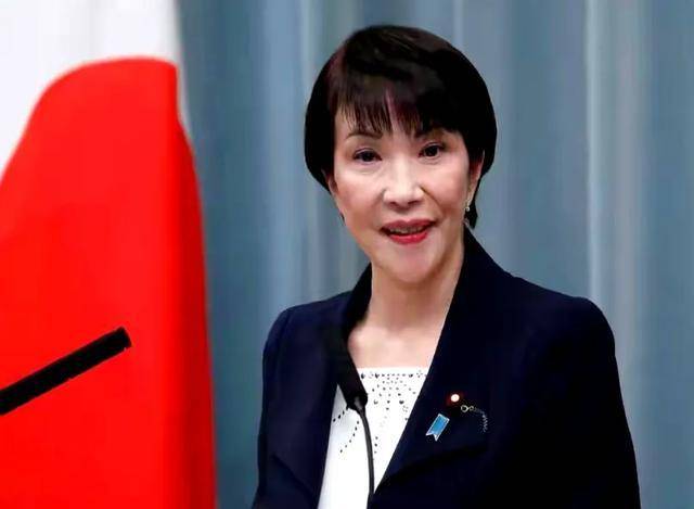 中国邻国联手挑衅,关键时刻,王毅直奔东盟,中方换了新打法