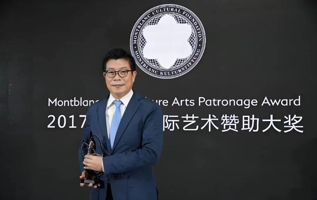 华谊兄弟被申请破产重整,900亿市值跌剩54亿,“中国迪士尼”的坠落比电影更残酷